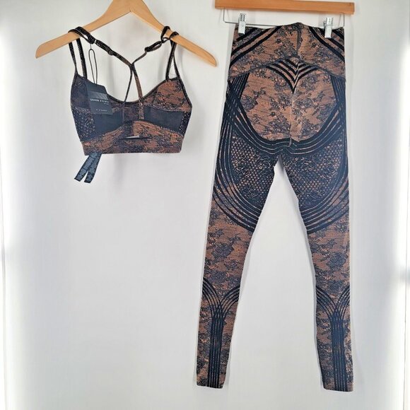 NEW Savage x Fenty Special FX Top and High-Waist Legging Size Medium - Picture 9 of 9